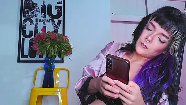 Snapshot of purple_em69 chatting on December 2025 03:12:02 AM purple em69 online show from December 2025 03:12:02 AM