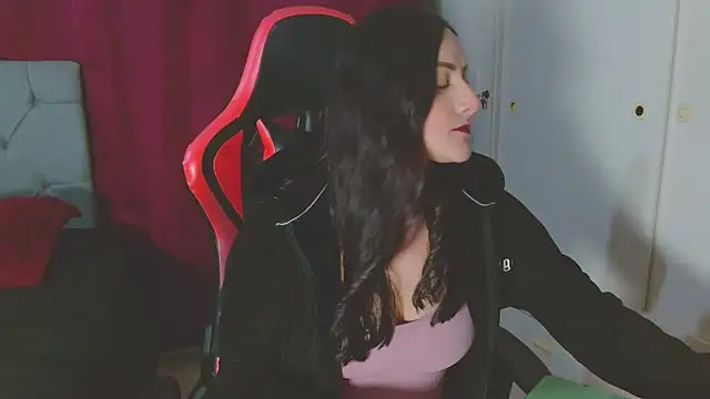 Noamartin  online show from December 2025 12:19:02 AM