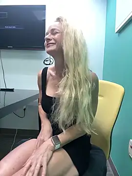 CindyOcean online show from February 2025 01:33:01 PM