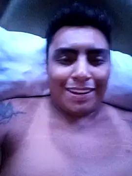 Snapshot of Leon_69ht chatting on May 2026 03:34:01 AM Leon 69ht online show from May 2026 03:34:01 AM