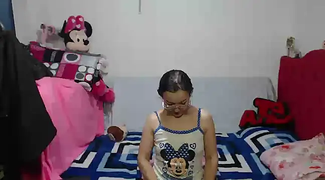 Snapshot of Angela_18honey chatting on January 2025 03:53:01 AM Angela 18honey online show from January 2025 03:53:01 AM