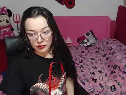 Angela 18honey online show from November 2025 03:05:01 AM