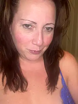 Snapshot of xsexycurvymilf chatting on December 2024 07:23:01 PM xsexycurvymilf online show from December 2024 07:23:01 PM