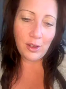 Snapshot of xsexycurvymilf chatting on December 2024 12:11:02 PM xsexycurvymilf online show from December 2024 12:11:02 PM