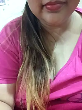 Snapshot of _Redwine_ chatting on February 2025 09:43:01 PM Redwine online show from February 2025 09:43:01 PM