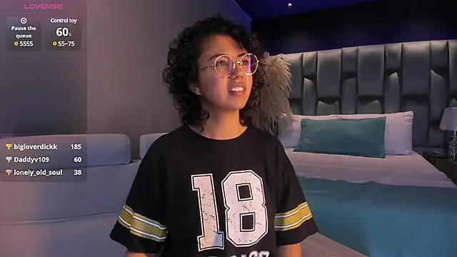 Amareto  online show from February 2025 03:17:02 PM