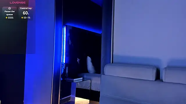 Amareto  online show from October 2025 12:58:01 PM