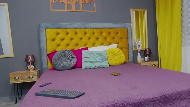 HaileyMoonn online show from January 2025 05:02:02 AM