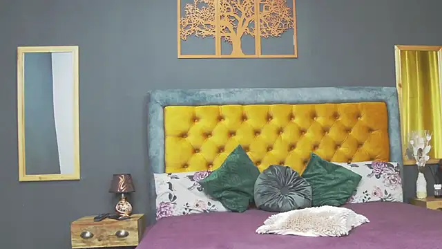 HaileyMoonn online show from February 2025 04:48:01 AM