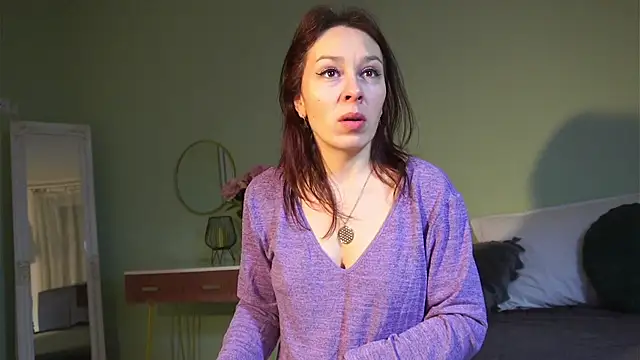 HaileyMoonn online show from February 2025 04:18:02 AM