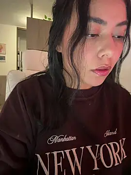 PetitLumiere online show from January 2025 02:36:01 AM