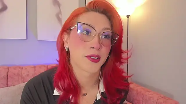 Juliana Saenzz online show from September 2025 11:45:01 AM