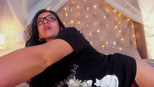 kira moon   online show from March 2025 11:35:02 PM