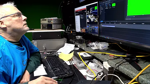 Snapshot of ButtCrackShowing-OOPS chatting on February 2026 06:28:01 PM ButtCrackShowing-OOPS online show from February 2026 06:28:01 PM