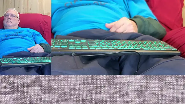 Snapshot of ButtCrackShowing-OOPS chatting on March 2026 01:55:02 AM ButtCrackShowing-OOPS online show from March 2026 01:55:02 AM