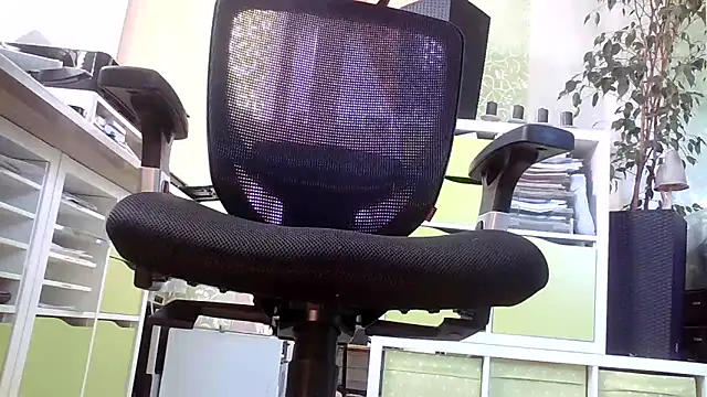 boy-nude online show from February 2025 08:30:02 AM