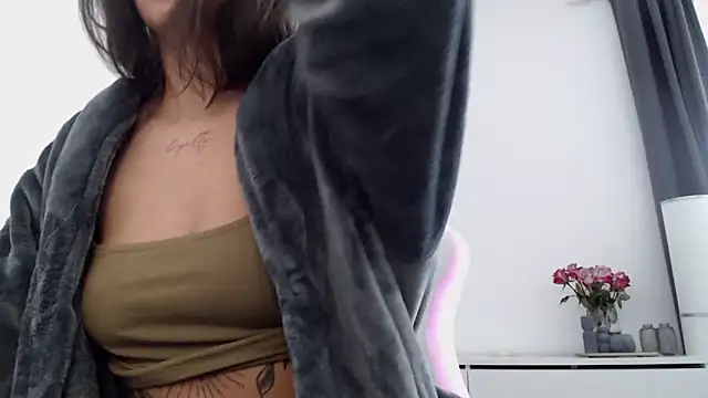 Simply the best online show from February 2025 06:48:01 AM