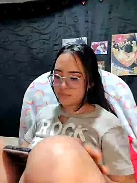 Janna mnt online show from December 2024 11:07:02 AM