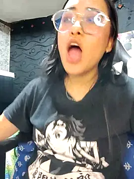 Janna mnt online show from March 2025 10:02:01 AM