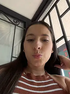 Snapshot of LittleDoll___ chatting on March 2026 01:28:01 PM LittleDoll online show from March 2026 01:28:01 PM