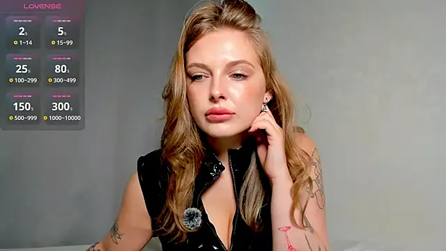 Snapshot of mercedescutee chatting on September 2025 03:28:02 PM mercedescutee online show from September 2025 03:28:02 PM