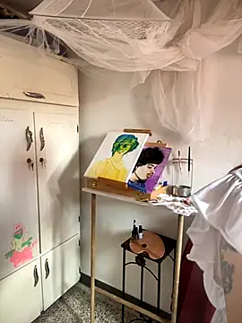 LiliJones  online show from October 2025 05:08:01 PM