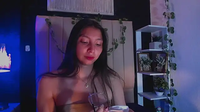 kendall saenz online show from October 2025 07:34:02 PM