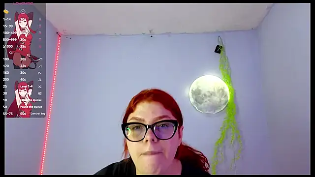 Snapshot of lucie_nicolls chatting on February 2025 05:21:01 AM lucie nicolls online show from February 2025 05:21:01 AM