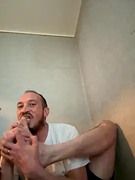 Denislamalice34 online show from November 2025 03:46:01 PM