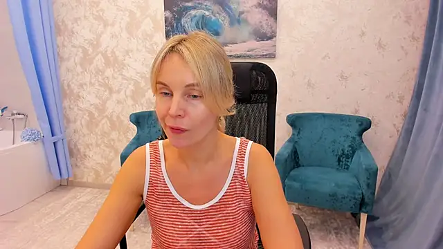 Sinty Devis online show from March 2025 03:07:02 PM