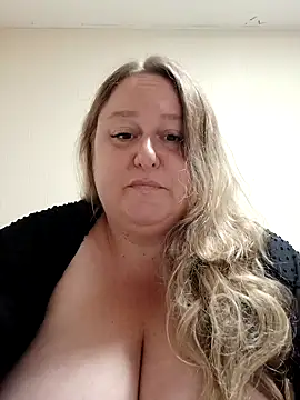 Snapshot of blissful_vixen chatting on October 2025 02:04:01 PM blissful vixen online show from October 2025 02:04:01 PM