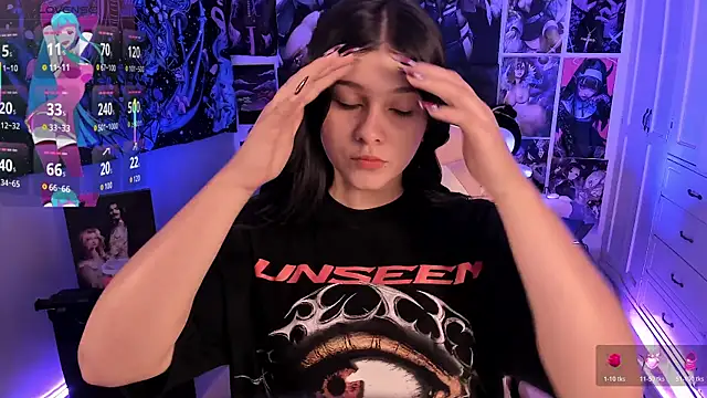 Snapshot of LanaKyutt chatting on June 2026 11:32:02 PM LanaKyutt online show from June 2026 11:32:02 PM