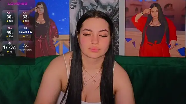 Snapshot of Nikki_Kardashian chatting on January 2025 10:16:02 PM Nikki Kardashian online show from January 2025 10:16:02 PM