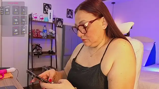 Snapshot of lady_nylon_ chatting on February 2026 11:53:02 AM lady nylon online show from February 2026 11:53:02 AM