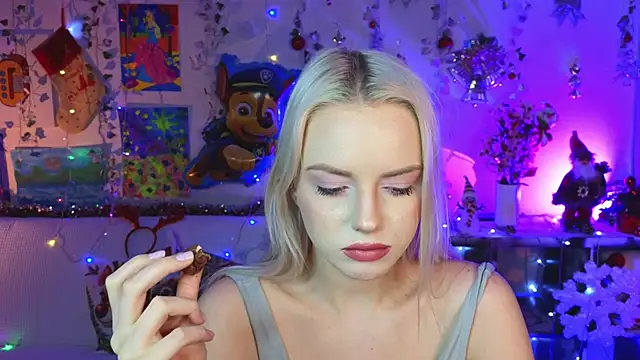 Snapshot of ImBonBon chatting on December 2024 01:11:01 AM ImBonBon online show from December 2024 01:11:01 AM