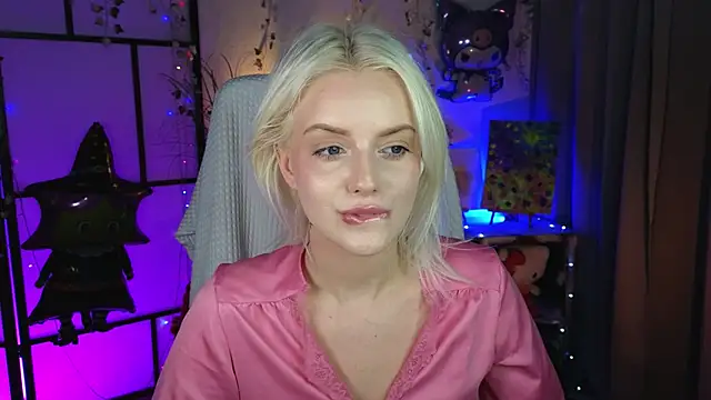 Snapshot of ImBonBon chatting on November 2025 11:49:02 PM ImBonBon online show from November 2025 11:49:02 PM