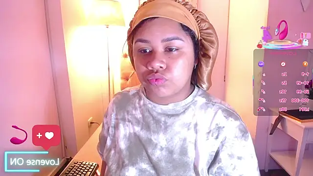 Nahom1  online show from October 2025 09:19:02 PM