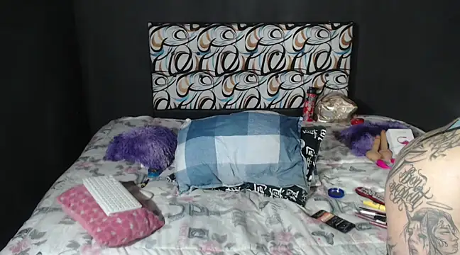 emma onassis 17 online show from January 2025 03:34:02 AM