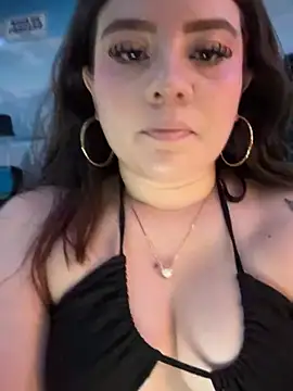 Jullieetta online show from July 2026 11:01:01 PM