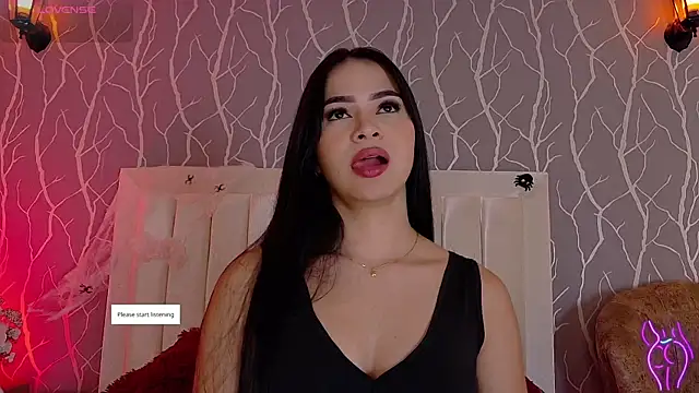 madison fox1 online show from November 2025 01:46:01 PM