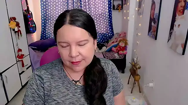 claryssa  online show from February 2026 07:51:02 PM