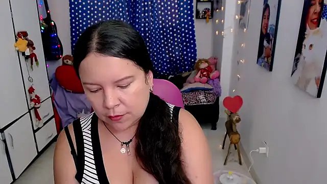 claryssa  online show from February 2026 09:33:01 PM