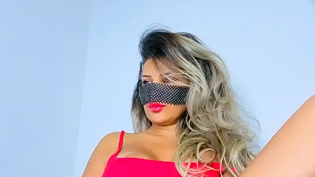 Turkish Latina online show from October 2025 12:21:02 AM