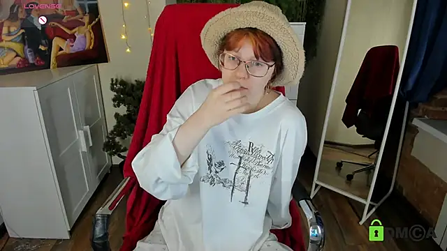 Melissa Wells online show from November 2025 08:52:02 PM