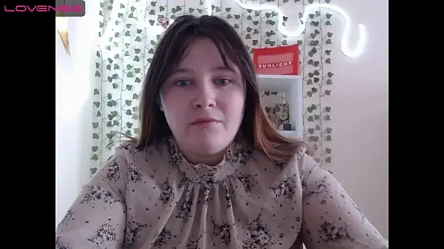 Light Luna online show from January 2025 06:16:02 AM