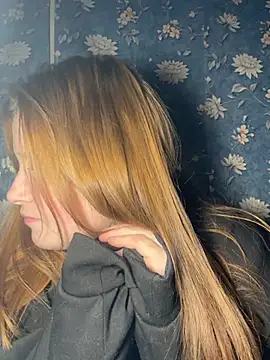 Light Luna online show from March 2026 12:55:01 PM