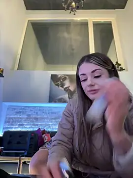 Snapshot of IsabellaEtthan chatting on December 2024 11:39:02 PM IsabellaEtthan online show from December 2024 11:39:02 PM