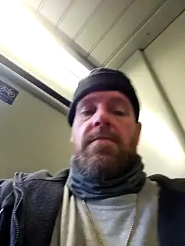 Snapshot of eltoulou chatting on January 2025 12:41:01 PM eltoulou online show from January 2025 12:41:01 PM