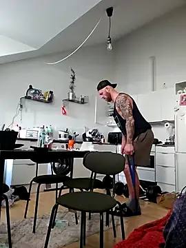 Snapshot of eltoulou chatting on January 2025 01:01:01 PM eltoulou online show from January 2025 01:01:01 PM