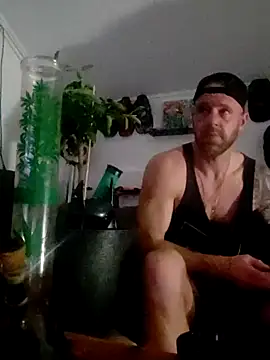 Snapshot of eltoulou chatting on January 2025 07:15:01 PM eltoulou online show from January 2025 07:15:01 PM